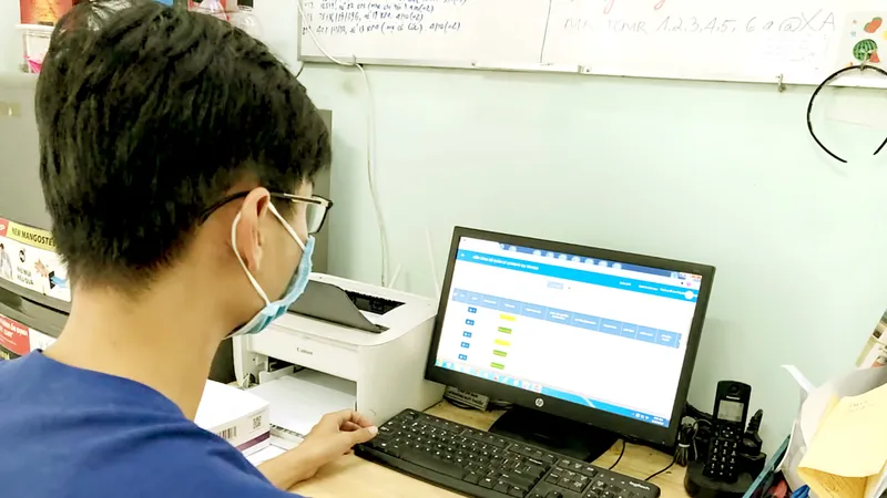 Số lượng người dân mắc Covid-19 khai báo online tại phường An Phú Đông, quận 12 chỉ khoảng 30% tổng số ca mắc