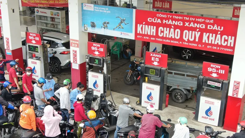 Sửa quy định để hạn chế những bất cập trên thị trường xăng dầu