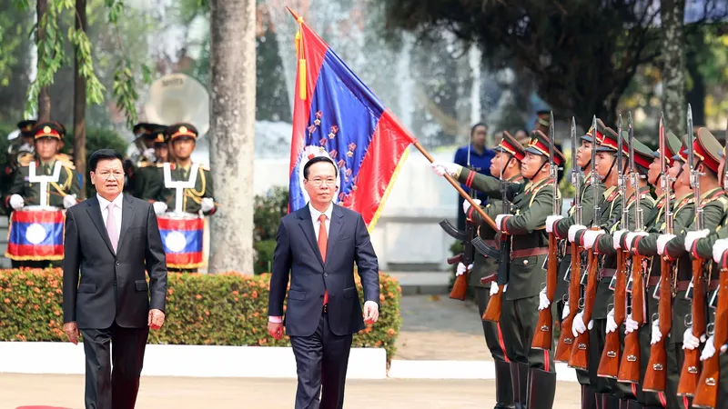 Ưu tiên vun đắp quan hệ hữu nghị vĩ đại và hợp tác toàn diện Việt Nam-Lào