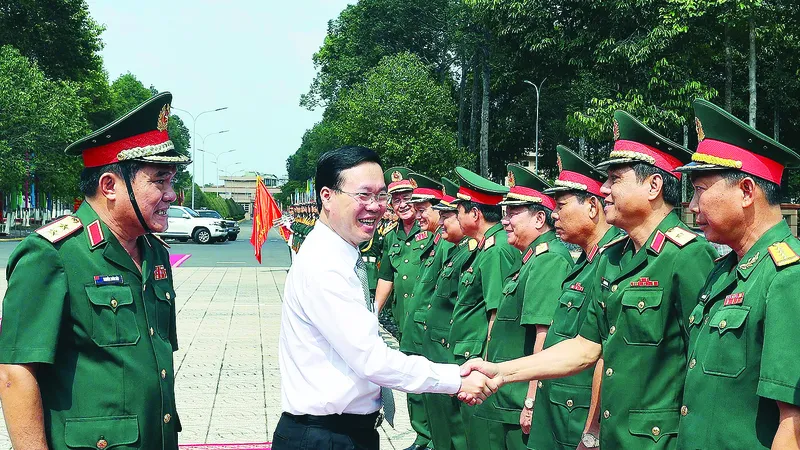 Xây dựng và củng cố vững chắc thế trận quốc phòng toàn dân