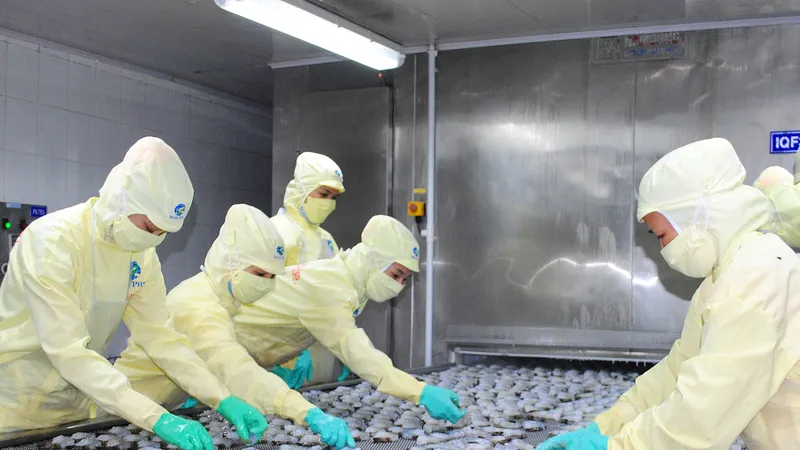 Đẩy mạnh sản xuất, xuất khẩu thủy sản
