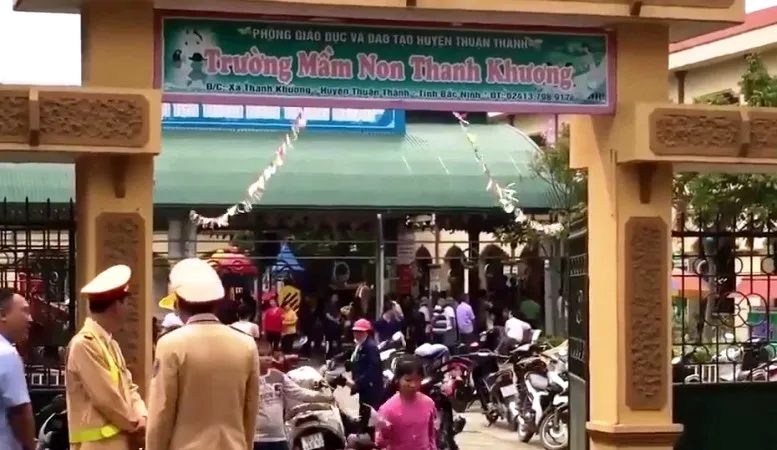Tiếp tục làm rõ nghi vấn thịt heo nhiễm sán, gà thối vào bếp ăn trường mầm non
