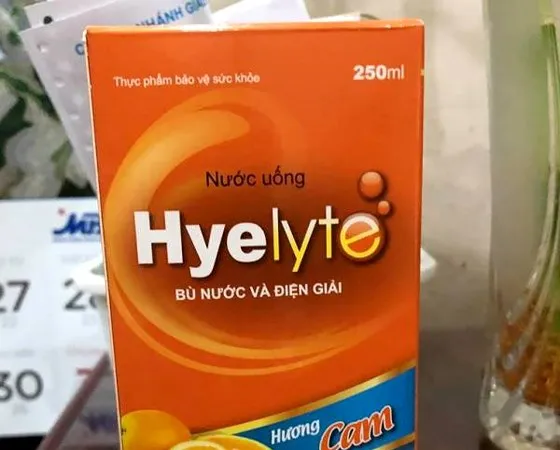 Bé 18 tháng tuổi suýt mất mạng vì uống Oresol là thực phẩm chức năng