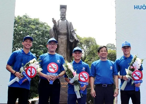 Quang Hải, Văn Hậu kêu gọi từ bỏ thuốc lá, còn Bùi Tiến Dũng thì sao?