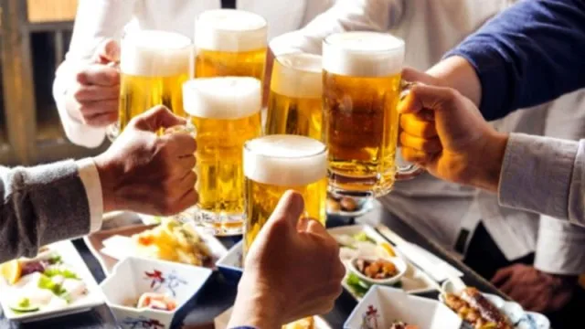 Vì sao uống rượu, bia không có ngưỡng nào là an toàn?