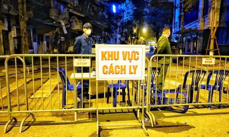 Thường trực Thành ủy Hà Nội: Xử nghiêm người trốn tránh khai báo, tăng tiền ăn cho người cách ly