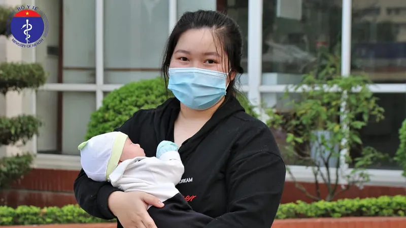 Sáng nay bệnh nhi nhỏ nhất khỏi bệnh, cả nước không có ca mắc mới Covid-19