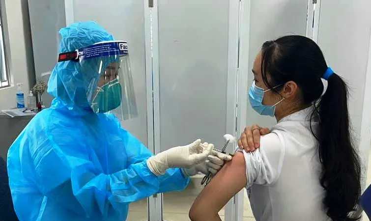 Thêm 4 tỉnh triển khai tiêm vaccine Covid-19 cho đối tượng ưu tiên
