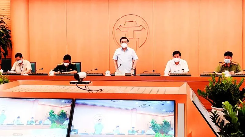 Xuất hiện nhiều ca mắc mới, Hà Nội đề nghị người dân chỉ ra ngoài khi thực cần thiết