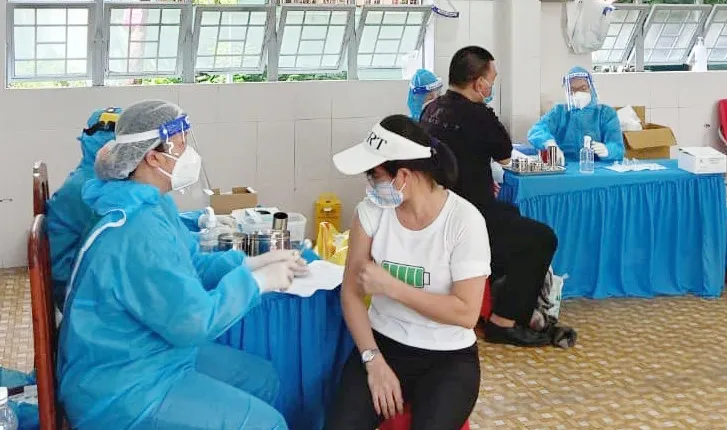 Vaccine Sinopharm, Pfizer và Moderna: Tiêm mũi 1 và mũi 2 phải cùng loại