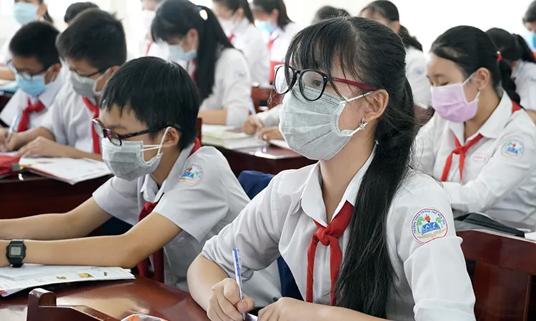 Rút phương án cho học sinh Hà Nội đi học trở lại ngày 25-10