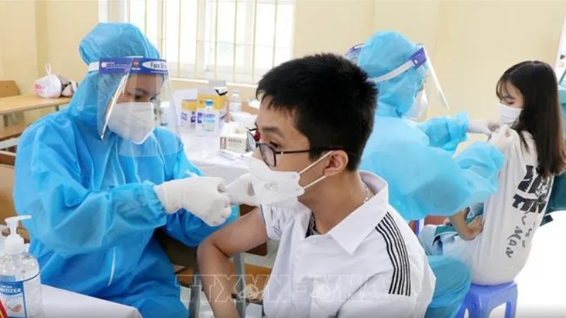 Ngày 25-11, thêm 12.450 ca mắc Covid-19 và 164 ca tử vong