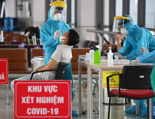 Các đoàn thể thao dự SEA Games 31 nhập cảnh cần có xét nghiệm âm tính, không phải cách ly