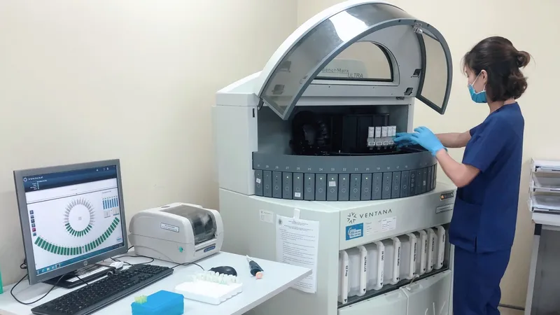 Đề nghị tiếp tục thanh toán BHYT các dịch vụ thực hiện bằng máy mượn, máy đặt