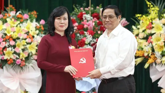 Chỉ định đồng chí Đào Hồng Lan giữ chức Bí thư Ban cán sự Đảng và quyền Bộ trưởng Bộ Y tế