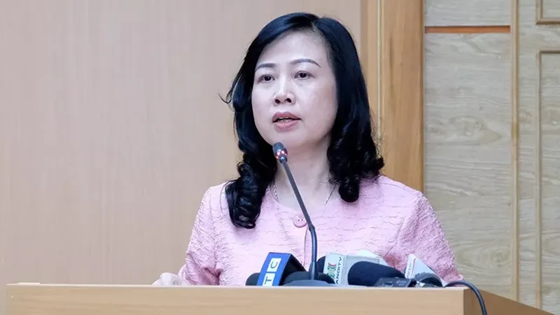 Quyền Bộ trưởng Bộ Y tế cảnh báo hiện tượng chủ quan, lơ là, sợ trách nhiệm trong phòng chống dịch