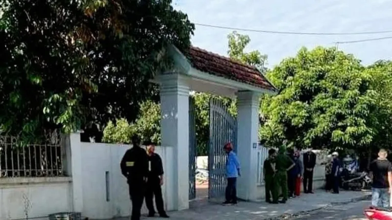 Bắt khẩn cấp đối tượng dùng chày đánh chết vợ cũ, nổ súng bắn bị thương người khác
