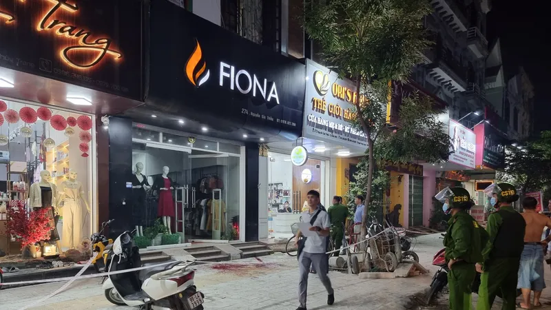 Ghen tuông, thanh niên 19 tuổi đâm 2 người thương vong
