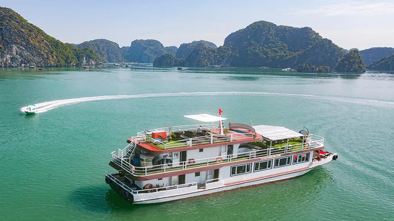 Xác minh việc nữ du khách nước ngoài tố bị hiếp dâm ở vịnh Lan Hạ