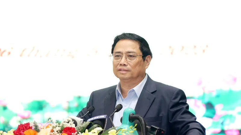 Thủ tướng đề nghị TP Hà Nội phát huy hơn nữa tinh thần tự lực, dám nghĩ, dám làm 