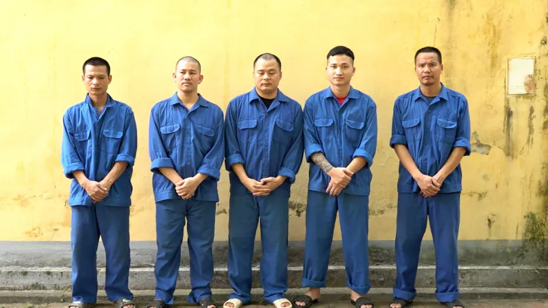 Triệt phá đường dây cá độ bóng đá, lô đề hơn 2.000 tỷ đồng