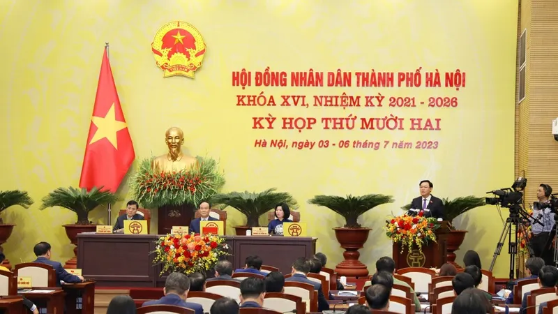 Chủ tịch Quốc hội: Tiếp tục hoàn thiện thể chế để kiến tạo phát triển Thủ đô