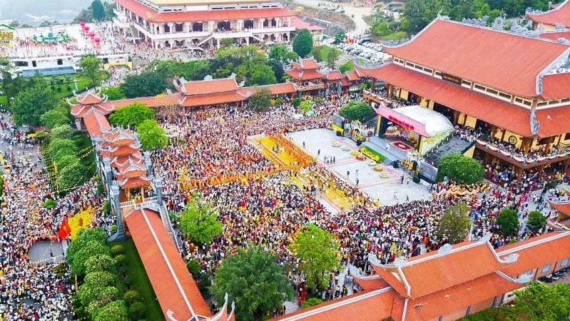 Yêu cầu chùa Ba Vàng thực hiện không tiếp nhận công đức các linh vật lạ