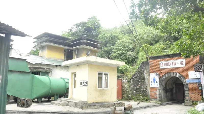 Vụ 4 thợ lò tử vong: Nồng độ khí metan chỉ 2% cũng gây cháy