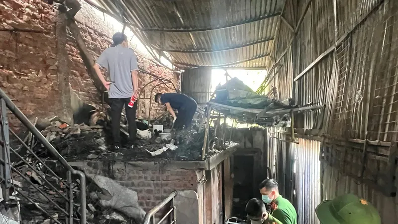 Cháy cửa hàng bán hoa, 3 người trong gia đình thương vong