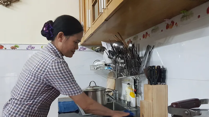 Hơn 13.700 gia đình ở Hà Nội có sử dụng người giúp việc, lương tháng từ 5-7 triệu đồng