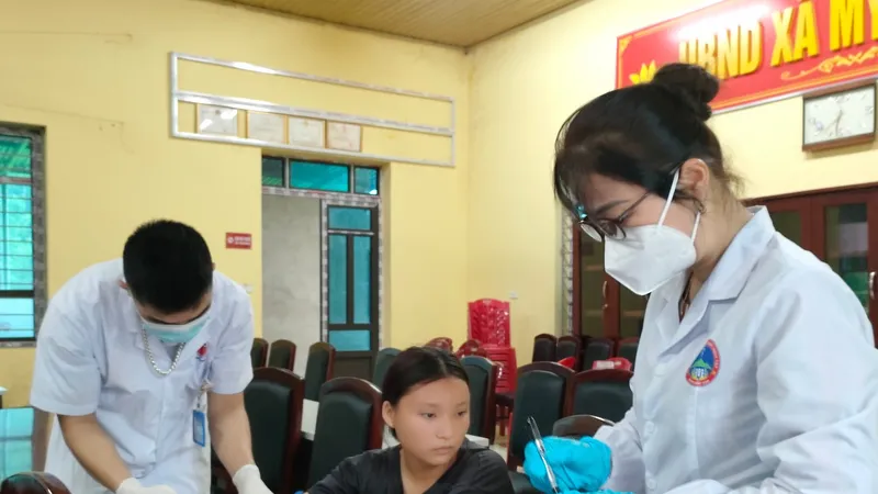 Xét nghiệm, giám sát chặt một gia đình ở Ba Bể có 2 người tử vong chưa rõ nguyên nhân
