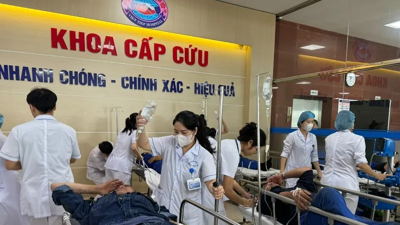 Khẩn trương làm rõ vụ nhiều công nhân bị ngộ độc ở Hải Phòng 