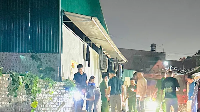 Nam thanh niên khuyết tật thần kinh chém trọng thương mẹ và dì ruột