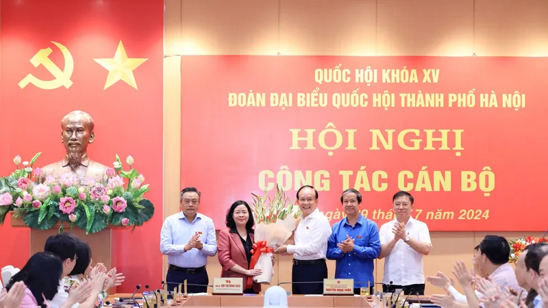  Bí thư Thành ủy Hà Nội được bầu làm Trưởng Đoàn đại biểu Quốc hội TP Hà Nội