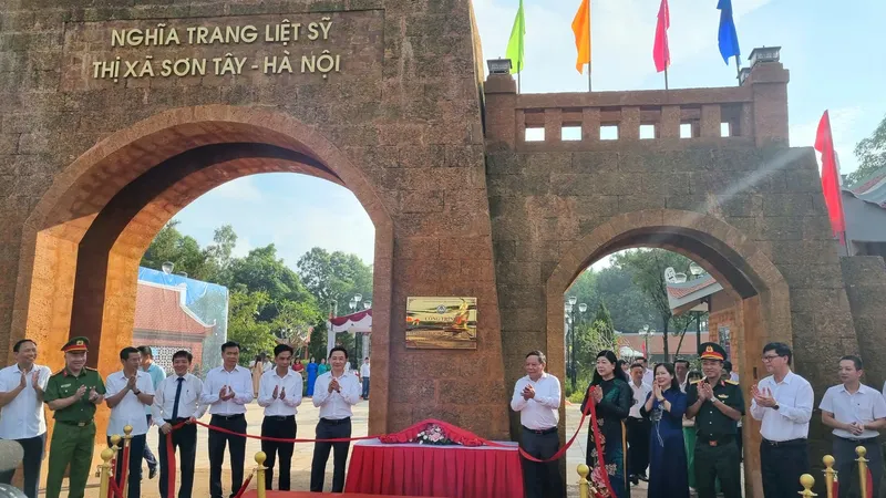  Khánh thành công trình Nghĩa trang liệt sĩ thị xã Sơn Tây, Hà Nội