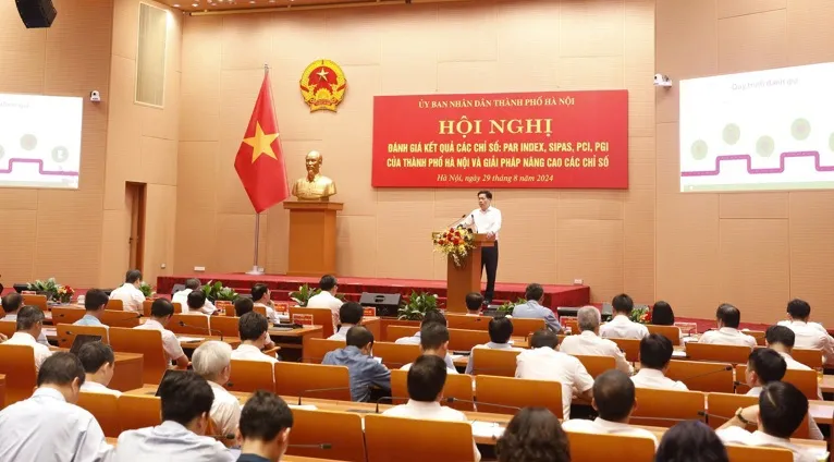 Hà Nội cần chấn chỉnh, lưu ý những phản ánh của người dân về bộ phận một cửa