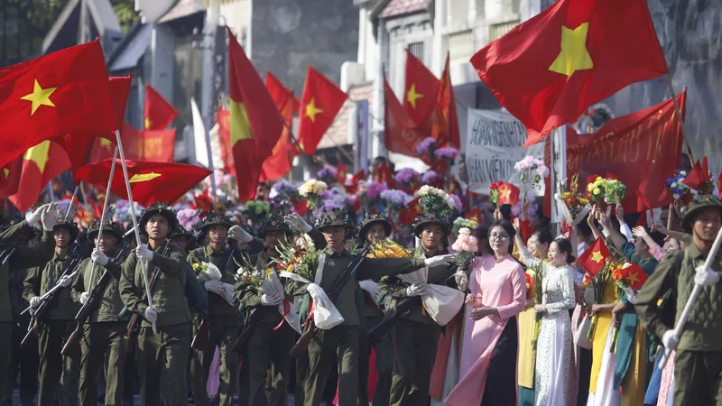 Thủ đô Anh hùng, thành phố “Văn hiến - Văn minh - Hiện đại”