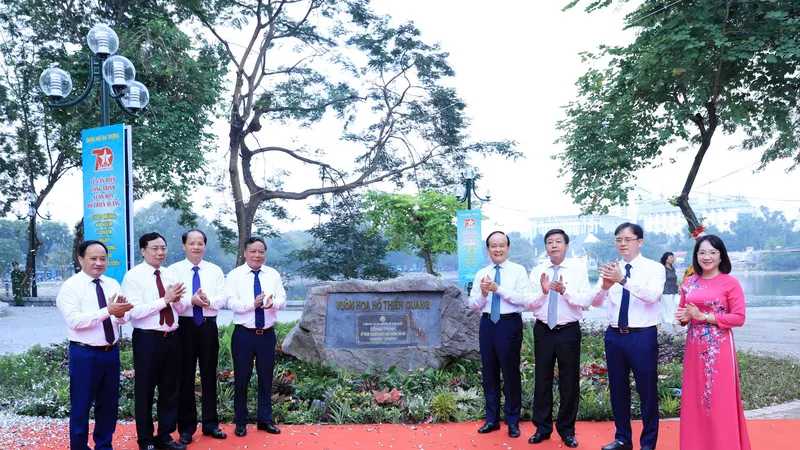 Khánh thành công trình vườn hoa hồ Thiền Quang, thêm không gian xanh phục vụ người dân và du khách