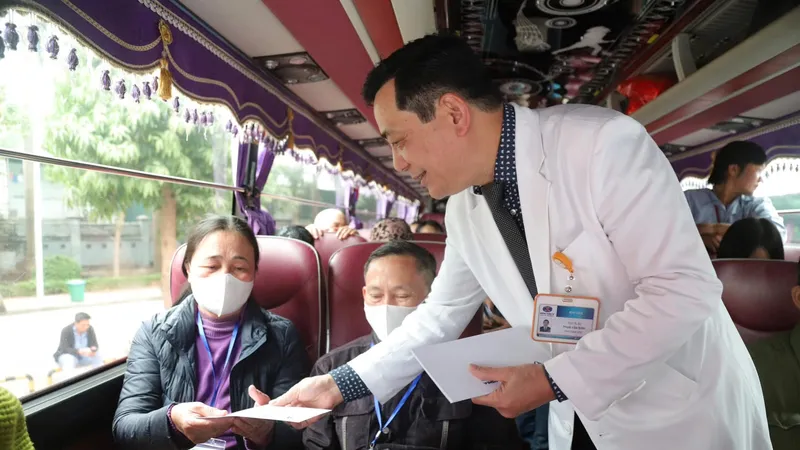 Xuân yêu thương, tết ấm áp đến với người bệnh