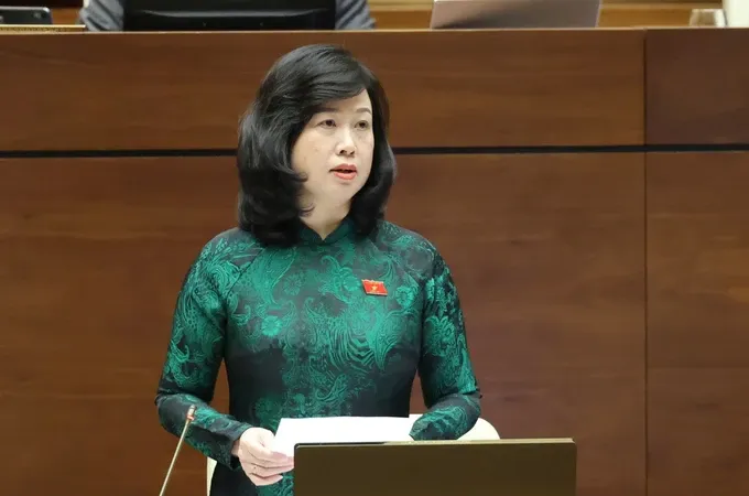 Bộ trưởng Bộ Y tế báo cáo Quốc hội về việc thực hiện các vấn đề đã hứa và chất vấn