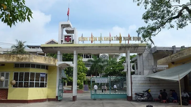 Yêu cầu làm rõ, xử lý nghiêm vụ bệnh viện bị tố yêu cầu đóng viện phí mới cấp cứu