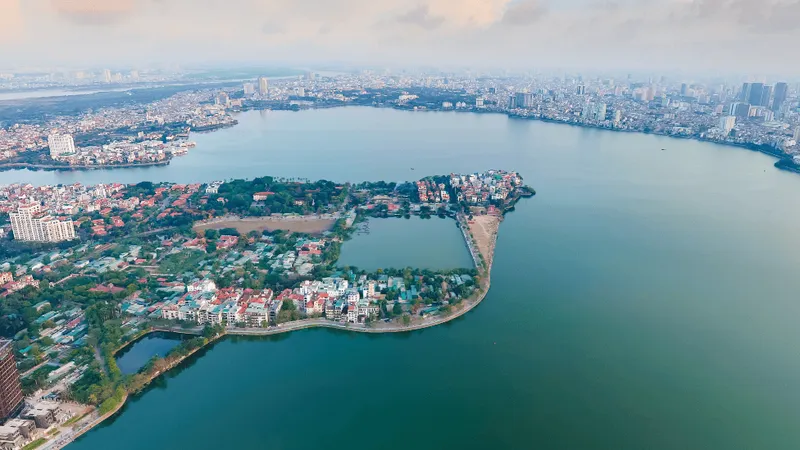 Hà Nội bác thông tin làm đường hầm xuyên hồ Tây để giảm ùn tắc giao thông