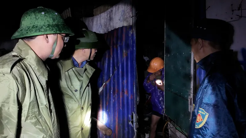 Bão số 3 đổ bộ vào đất liền Quảng Ninh: Mưa lớn, gió giật nhưng người dân an toàn