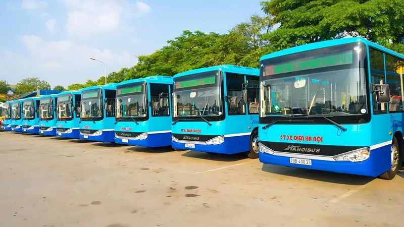 Hà Nội tổ chức 20 tuyến xe buýt đưa người dân đi xem Triển lãm Thành tựu kinh tế - xã hội 80 năm