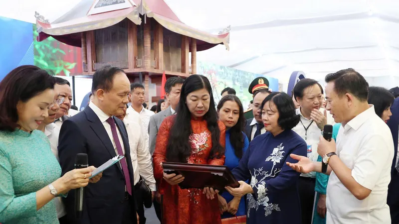 Sáng tạo hấp dẫn với không gian trưng bày của TP Hà Nội tại Triển lãm Thành tựu đất nước