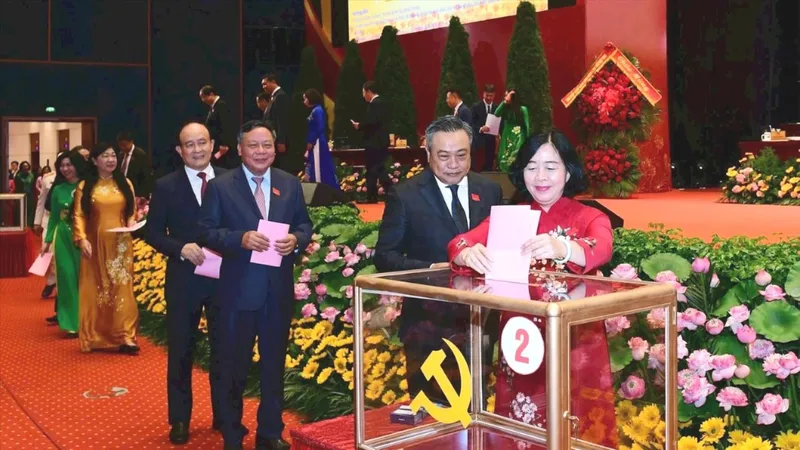 75 đồng chí trúng cử vào Ban Chấp hành Đảng bộ TP Hà Nội khóa XVIII