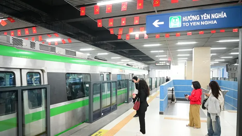 Hà Nội miễn phí xe buýt và metro trong 9 ngày nghỉ Tết Bính Ngọ