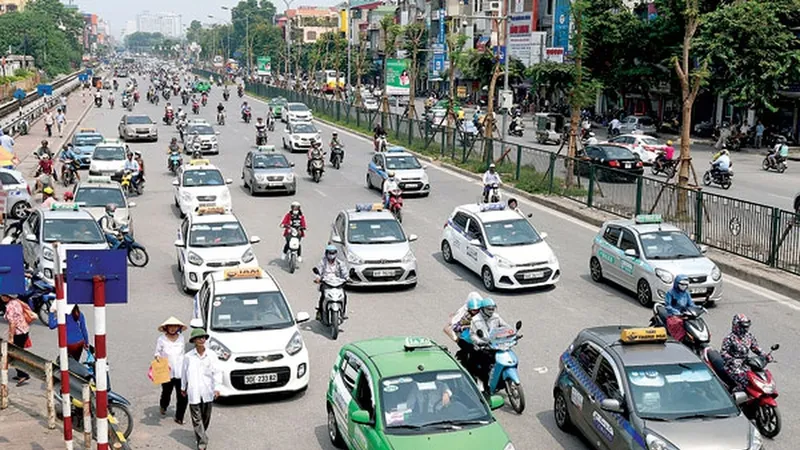 Đến năm 2030, 100% taxi tại Hà Nội sử dụng năng lượng xanh