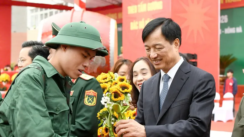 Hà Nội: Hơn 4.700 thanh niên lên đường nhập ngũ