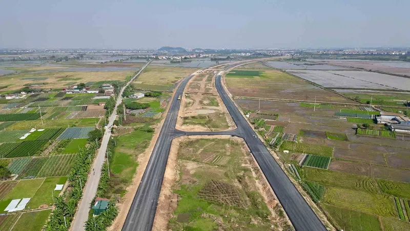 Giải phóng mặt bằng dự án đường Vành đai 4 - Vùng Thủ đô giảm hơn 1.000 tỷ đồng